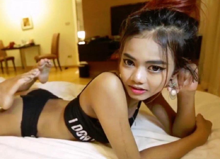 Hot Asian Lovemaking - Bangkok 18 - Free Thai Teen Porn Pictures and Videos